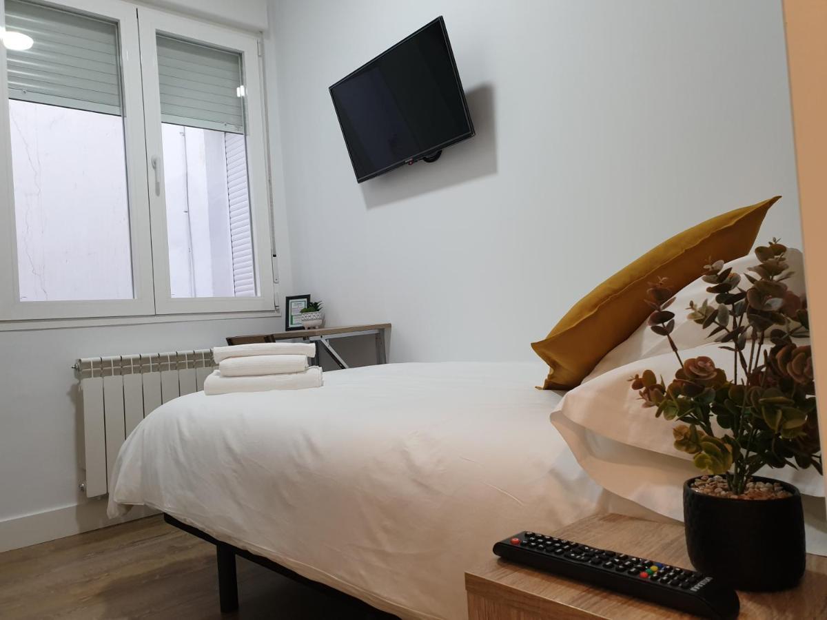 Norte Oviedo Rooms Madrid Exterior foto