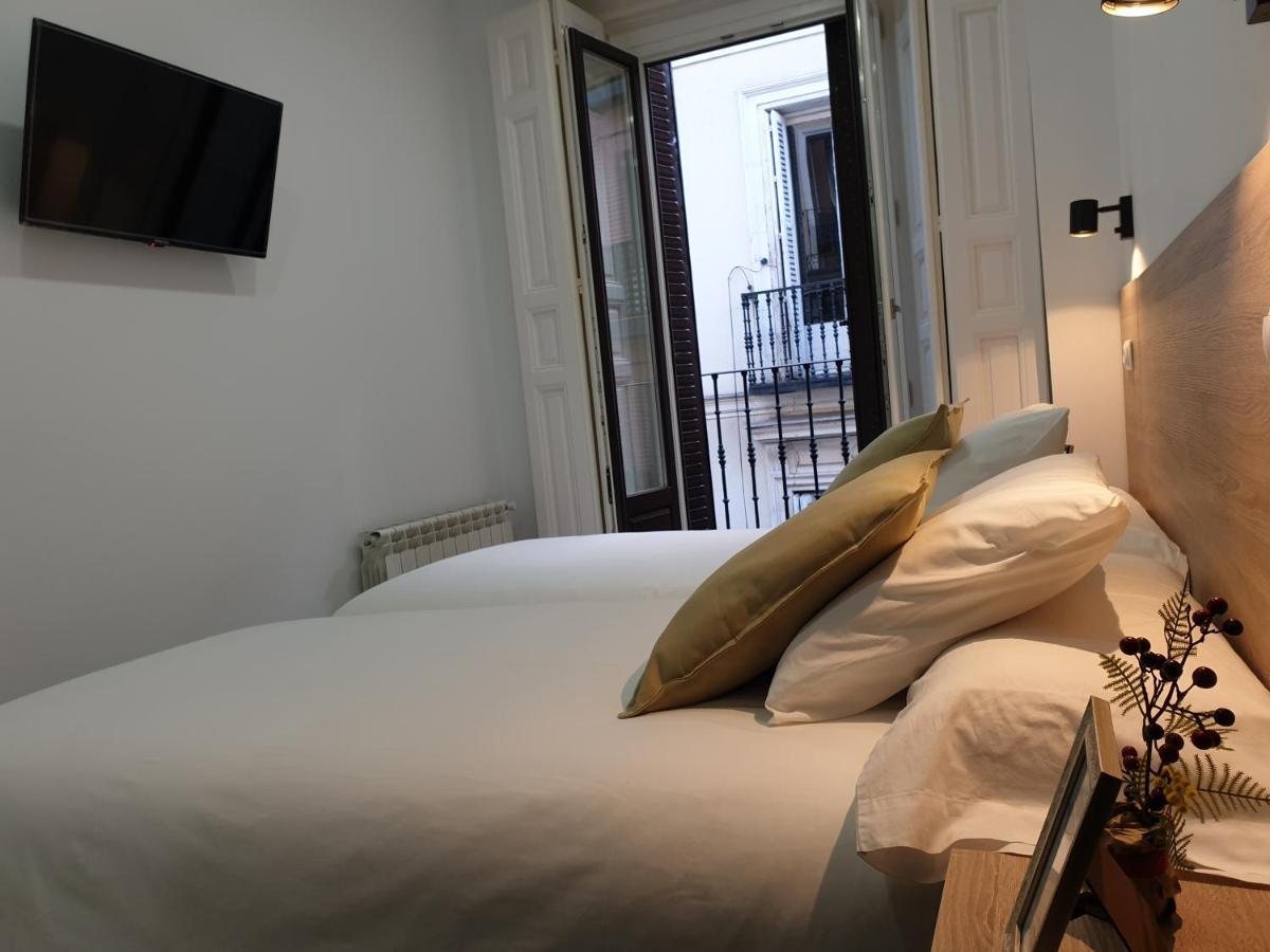 Norte Oviedo Rooms Madrid Exterior foto