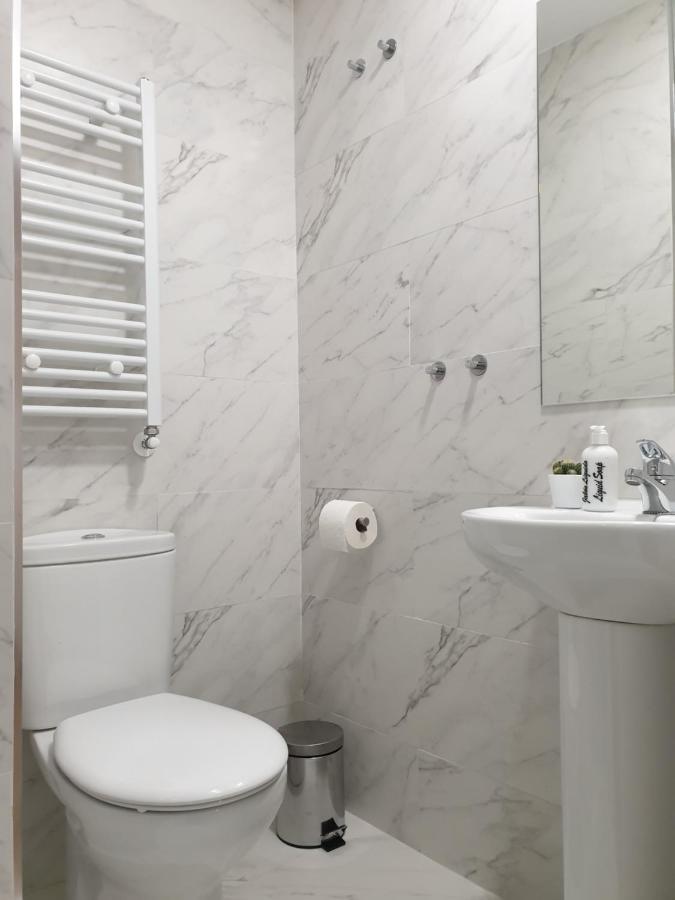 Norte Oviedo Rooms Madrid Exterior foto